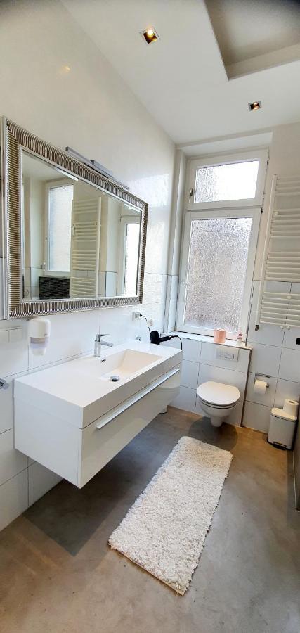 Sonniges Zimmer Mit Balkon Im Herzen Mannheims Exterior photo